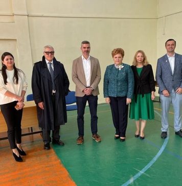 Oana Marciana Ozmen, deputat PNL București, întâlnire cu elevii din anii terminali de la Liceul Tehnologic Petru Poni