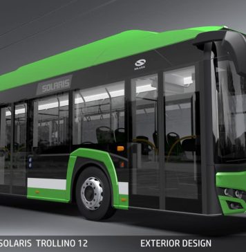 Nicușor Dan prezintă imagini cu troleibuzele Solaris care vor circula în București de la începutul anului viitor