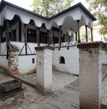 Raluca Turcan anunţă începerea lucrărilor de restaurare la Casa de târgoveţ din Capitală. Aici va deveni funcțional un centru de informare