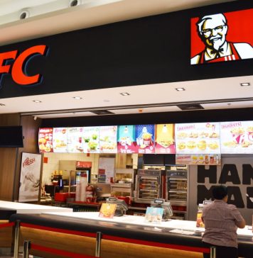 Primul restaurant KFC din România, cel din Piața Romană, închis pentru renovări. Va trece prin transformări radicale