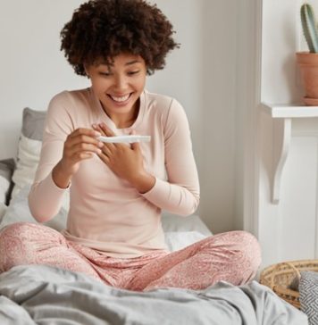 Cum știi că ești însărcinată: simptome, momentul testului și primul consult