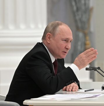 Putin cere negocieri între Israel şi palestinieni: „Trebuie să evităm extinderea conflictului”