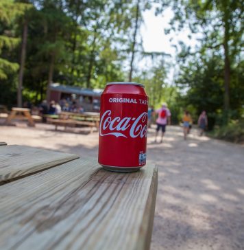 Șeful Coca-Cola din România, despre taxa pe băuturile cu zahăr: Consumul băuturilor răcoritoare va scădea cu 10% anul viitor, iar prețurile la raft vor crește cu 15-25%