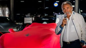 Ion Ţiriac a prezentat RB6 Oracle Red Bull Racing, prima maşină de Formula 1 din colecţia sa