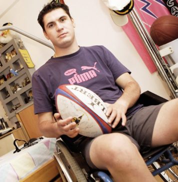 Rugby: Aproximativ 1.000 de persoane, la premiera filmului ”Mai departe”, despre viaţa lui George Baltă