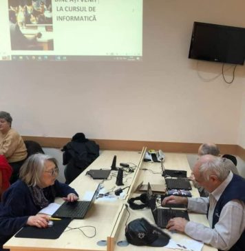 ”Bunicii noștri trebuie să se descurce și în era digitală”. Primăria Sectorului 6 reia cursul de inițiere în lumea calculatorului