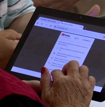 150 de seniori cu domiciliul în Sectorul 2 au primit gratuit device-uri digitale