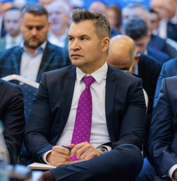 Ionuț Stroe: PNL va trimite la discuţiile din coaliţia de guvernare delegaţia pe care şi-o doreşte