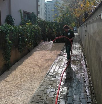 FOTO/ Au fost finalizate lucrările la trotuarul minuscul din Grozăvești!