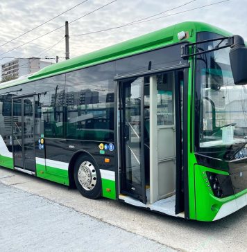 Sunt testate primele 20 de autobuze electrice. Viceprimar: Ele vor intra, din decembrie, pe liniile 330 şi 335