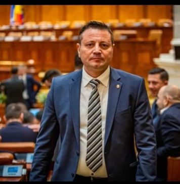 Vine Crăciunul, avem de unde să cumpărăm carne de porc direct de la producător? Deputat AUR: „Domnule Ministru al Agriculturii, vă întreb în numele românilor, cât vă mai bateți joc de munca lor?”