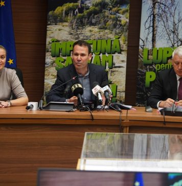 Robert Negoiță organizează un miting la PMB prin care i se solicită primarului Nicușor Dan implicarea în cazul parcului IOR