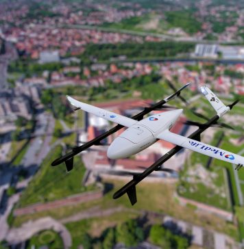 FOTO/ Medlife vrea să transporte probele biologice cu ajutorul unei drone