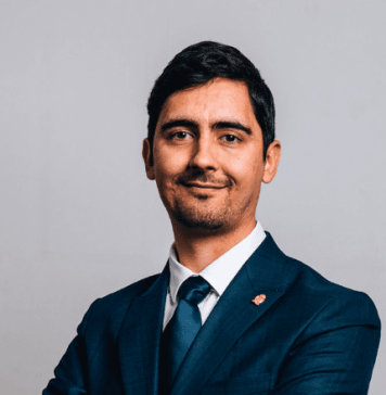 Biroul Municipiului Bucureşti al USR a decis cu unanimitate de voturi excluderea din USR a lui Alexandru Gâdiuţă, viceprimar al Sectorului 6