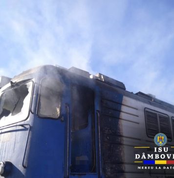 Incendiu la locomotiva unui tren CFR Călători pe ruta Pitești – București. Intervin pompierii