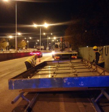 Zeci de panouri publicitare amplasate ilegal pe domeniul public din Sectorul 1, desființate