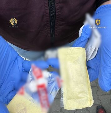 VIDEO/ Traficant prins de polițiști în flagrant, acesta încerca să transporte 4 kg de droguri