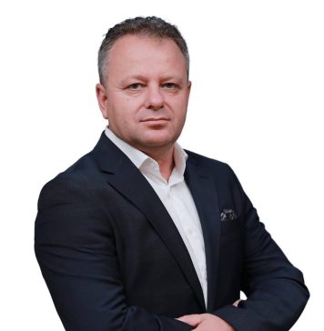 Senator PNL: „Banii cash sunt proprietatea oamenilor, din acest motiv noi vom introduce astăzi o lege prin care scoatem aceste plafoane”