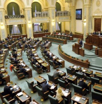 Proiectul legii pensiilor va primi marți avize şi raport din partea comisiilor de specialitate şi va intra la vot în plen. USR spune că situaţia este de neacceptat