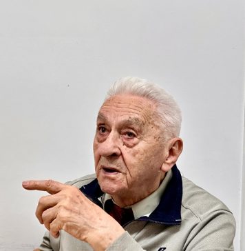 Vucureșteanul care a aprins luminile de Crăciun la ”West Side Chistmas Market” are 100 de ani