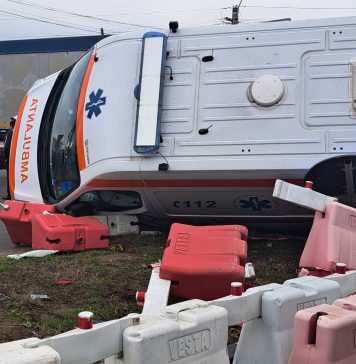 O persoană s-ar fi autoincendiat, în timp ce se afla în incinta unei unități medicale din Sectorul 4