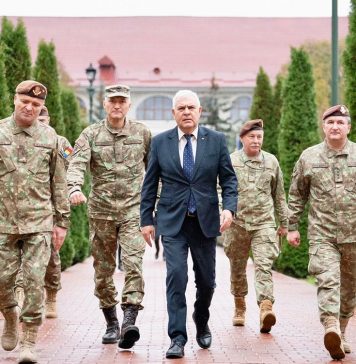 Ministrul Apărării Naţionale, Angel Tîlvăr spune că există posibilitatea antrenarii de militari ucraineni în România