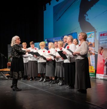 Grigore Leşe: Ce înseamnă patriot? Vine de 1 Decembrie îmbrăcat în haine ţărăneşti. Şi-l întreb: ”Ale cui sunt hainele? Le-am împrumutat pentru 1 Decembrie, că aşa ne-au spus de la primărie”