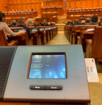 USR a cerut încă o dată desființarea unei categorii de pensii speciale, celelalte partide au votat pentru menținere