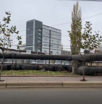 Primarul Sectorului 3 solicită înlăturarea ţevilor inutile din zona Victor Brauner