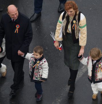 Fostul preşedinte Traian Băsescu, internat la Spitalul Militar Central din Bucureşti