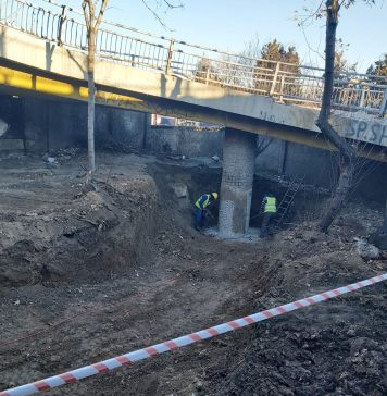 Lucrări la Podul Grant chiar și pe ger. Nicușor Dan: ”Constructorii armează, cofrează şi betonează cuva de tramvai”