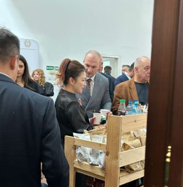 Răzvan Pîrcălăbescu: Ceaiurile și siropurile cu extracte de plante de la Plafar fac înconjurul lumii!