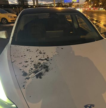 O bucată din Pasajul Basarab a căzut peste mașini, în trafic. Șofer: ”Soluțiile vin doar după producerea unei tragedii”