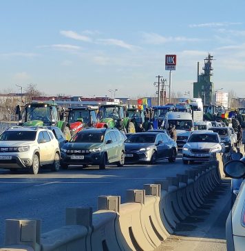 A treia zi de proteste ale transportatorilor. Camioane din mai multe zone ale ţării se află la intrarea în Capitală