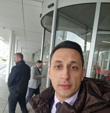 Europarlamentarul USR Vlad Gheorghe nu a fost lăsat să participe la Comitetul Politic al partidului, fiind oprit de bodyguarzi: Jandragneria s-a mutat la USR!