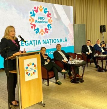 Corina Creţu: Pro România merge singur la europarlamentare; Victor Ponta, cap de listă pentru PE