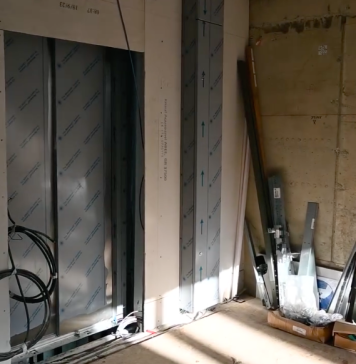 Se montează lifturile la pasajul pietonal de la Eroii Revoluției