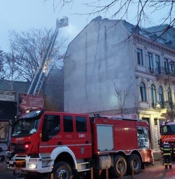 Incendiu la un hotel din zona centrală a Capitalei. 20 de persoane au fost evacuate