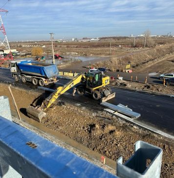 A2 pe cale de finalizare. CNAIR: Printre lucrările executate se număra: aşternerea mixturilor asfaltice pe pasajul Berceni peste A0