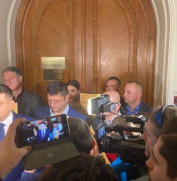 După protestul de la ședința PSD, George Simion la ușa PNL-ului