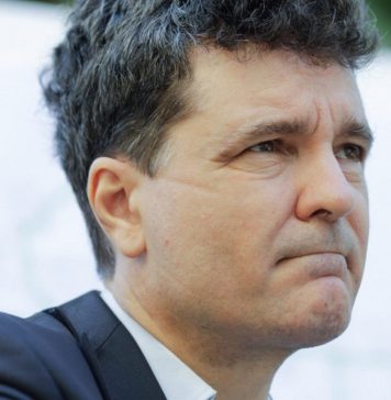 Nicuşor Dan, despre protestul care va continua şi marţi, deşi nu s-a prezentat nimeni: Am avut neoficial încercări să îl convingem să renunţe