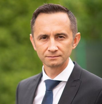 Liberalul Alin Nica, președintele CJ Timiș: La noi nu se mai vorbește de acum 6 ani despre școli cu toaleta în curte