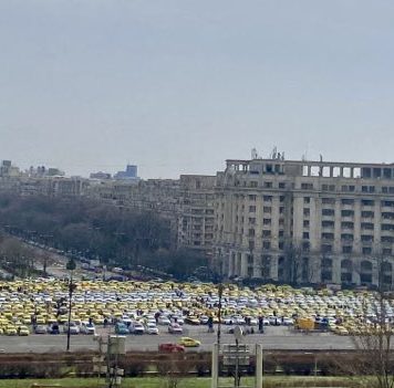 Taximetriştii care au protestat în ultimele trei zile au decis să intre în greva foamei