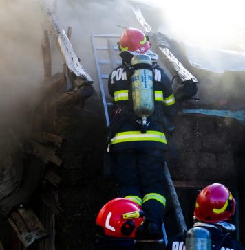 Incendiu într-un mall din sectorul 4 al Capitalei