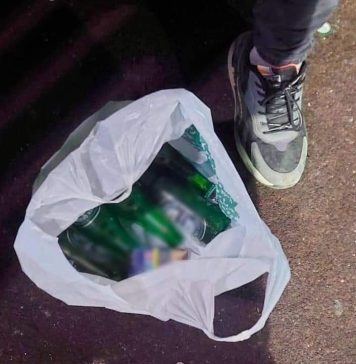 Primăria Sectorului 6: Mulţi tineri profită de serile blânde şi ies cu prietenii la o bere sau o sticlă de vin. Din păcate, în parcurile şi locurile de joacă