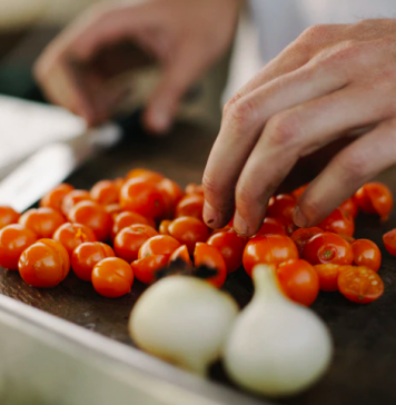 Kaufland lansează o campanie prin care vrea să-i inspire pe români să gătească acasă