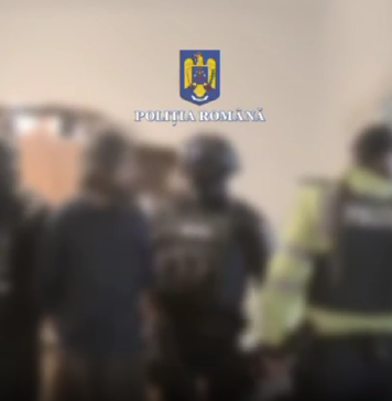 VIDEO Polițiștii bucureșteni au salvat un bătrân sechestrat de fiul său în locuință