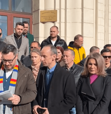 AUR a depus plângere la Parchet față de președintele voiajor, Klaus Iohannis