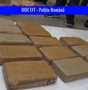 Traficant de droguri din București, jefuit de doi alți dealeri