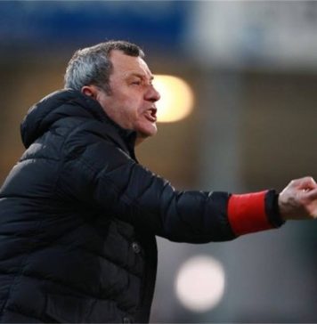 Fotbal: Antrenorul Mircea Rednic (UTA) a acuzat o stare de ameţeală la antrenamentul de luni